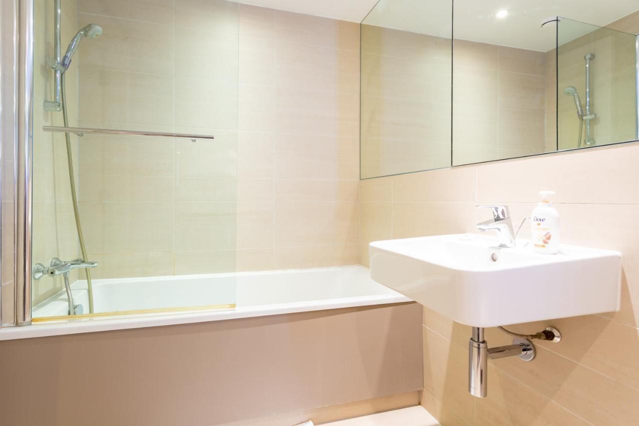 Amazing Modern 2 Bedroom Flat In Greenwich For 4 People Londres Extérieur photo